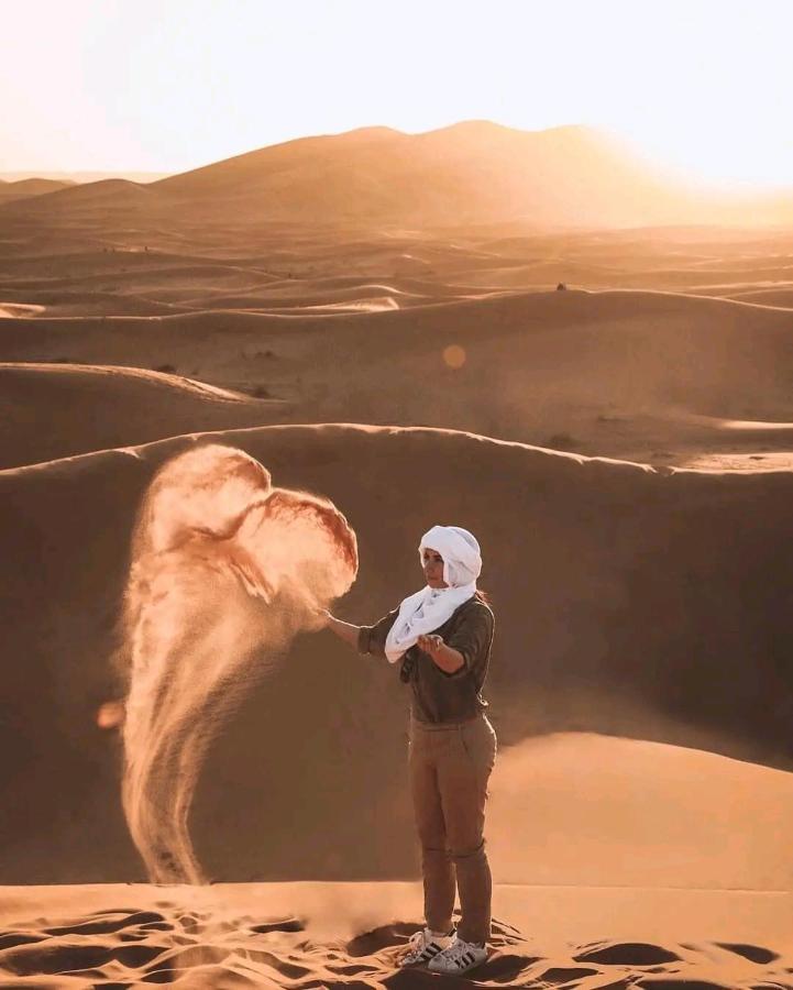 Desert Camel Trek Merzouga Zewnętrze zdjęcie